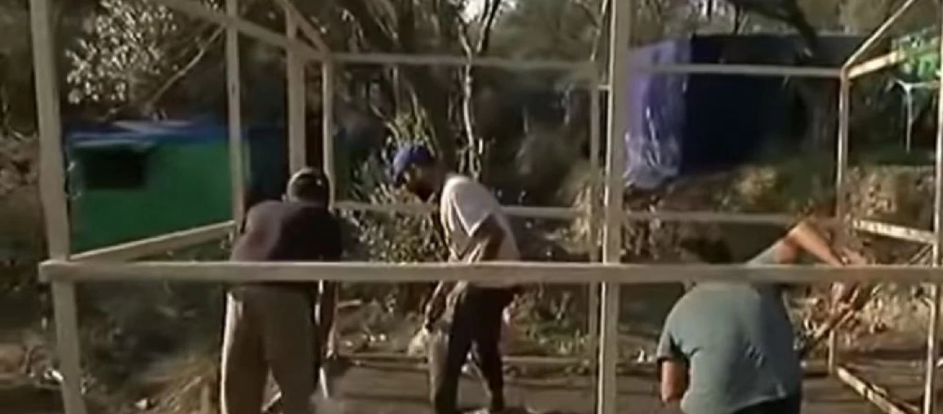 Η Σάμος αλλάζει: Αφγανοί, Σύροι και Αφρικανοί χτίζουν τις δικές τους πόλεις (βίντεο)